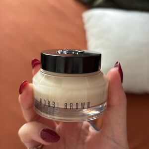 Bobbi Brown enriched face base BN